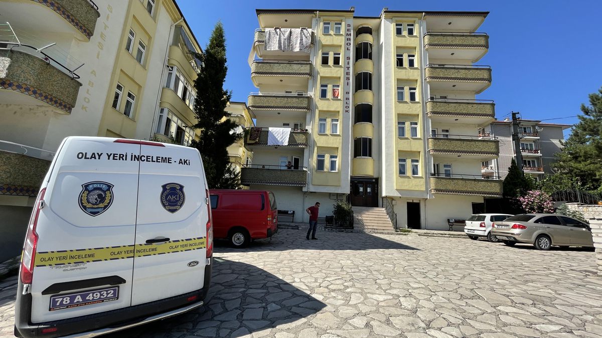 Karabük\'te balkondan düşen kadın ağır yaralandı