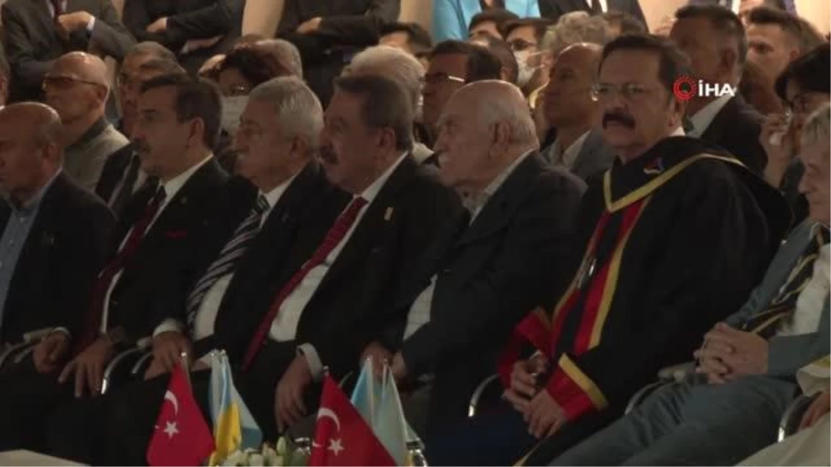 Kırım Tatar Türklerinin Milli Lideri Kırımoğlu\'na, onursal doktora unvanı verildi