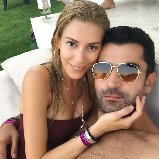 Mayıs ayında ikinci kez anne olan Sinem Kobal, doğum sonrası ilk fotoğrafını paylaştı Mayıs ayında ikinci kez anne olan Sinem Kobal, doğum sonrası ilk fotoğrafını paylaştı