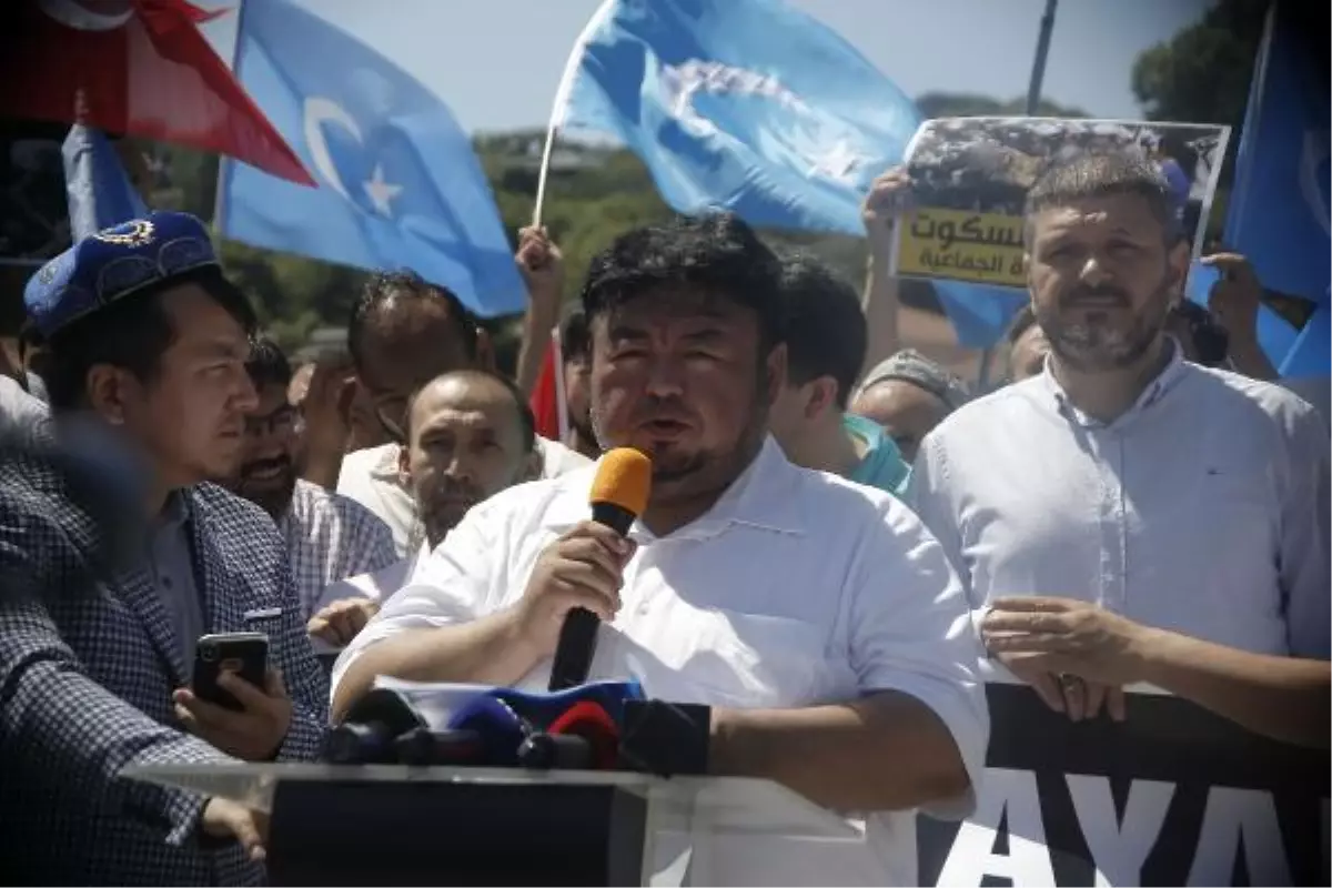 SARIYER\'DE URUMÇİ KATLİAMI PROTESTOSU