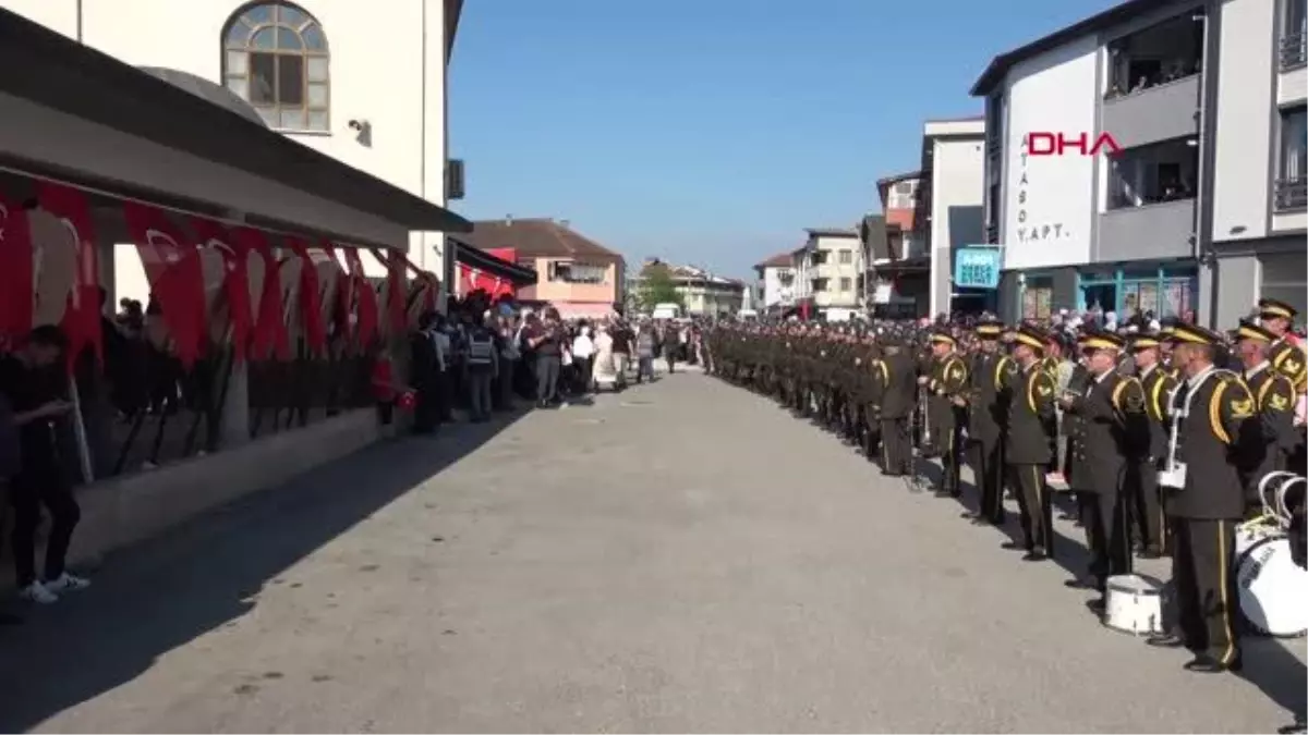 Son dakika haber | Şehit Uzman Çavuş son yolculuğuna uğurlandı