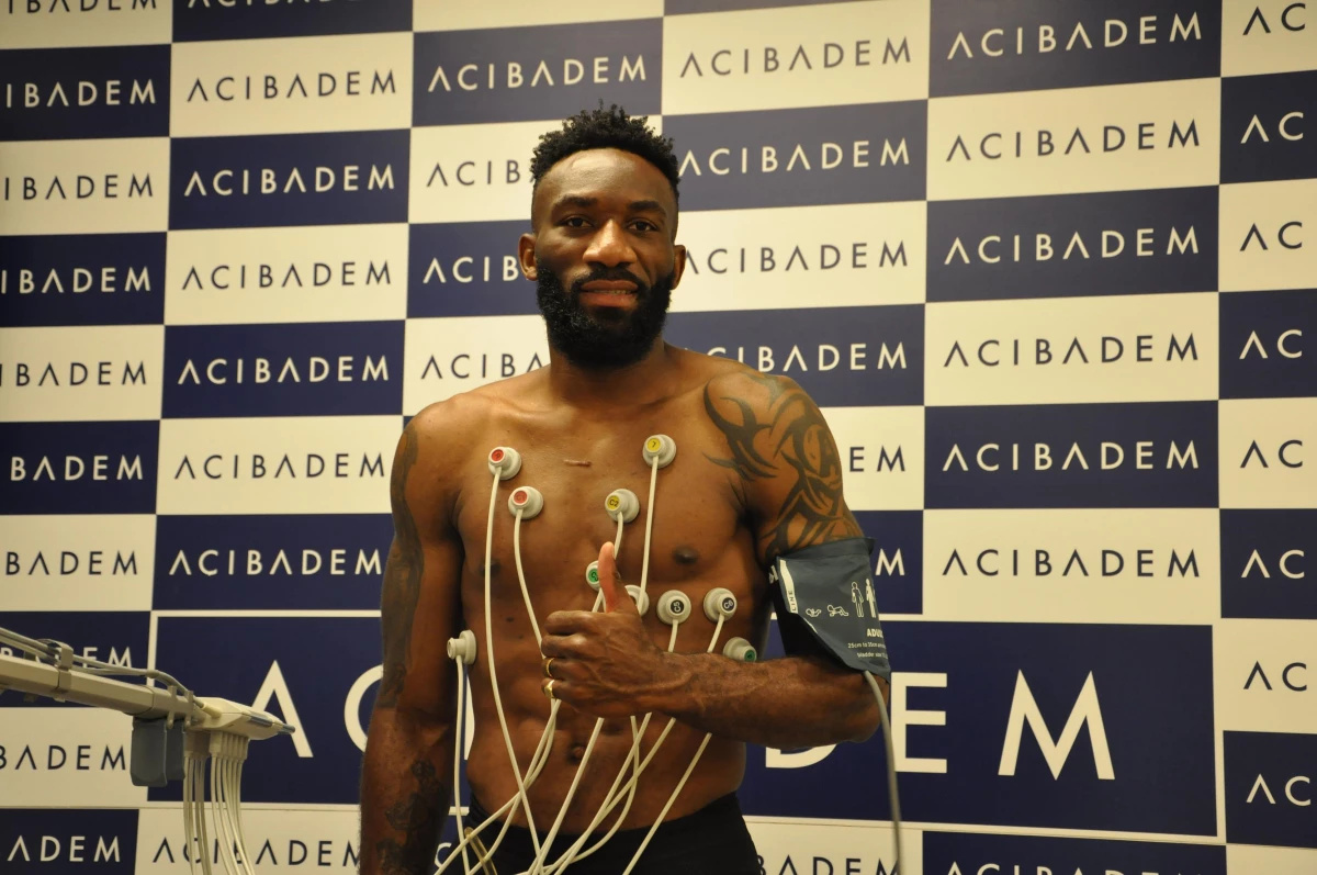 Sivasspor\'da üç futbolcu sağlık kontrolünden geçirildi