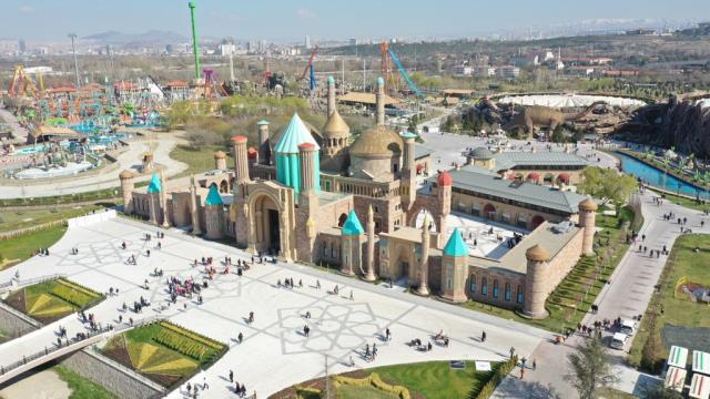 Ankapark'ın Ankara Büyükşehir Belediyesi'ne devredilmesine karar verildi