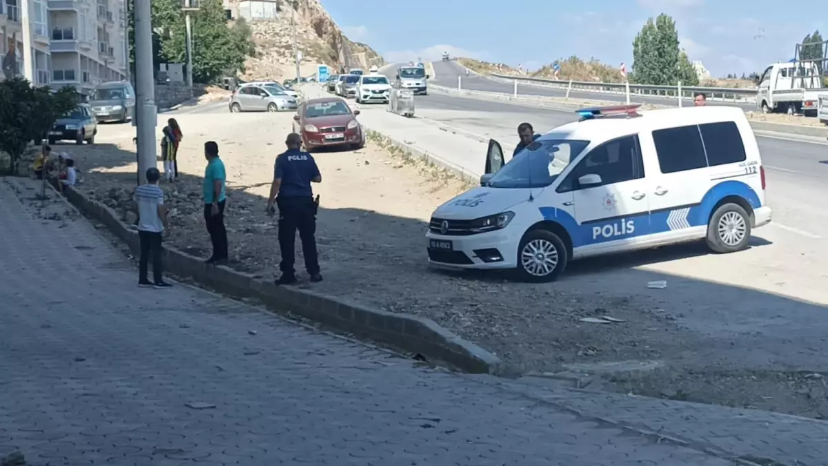 Balıkesir\'de binanın altıncı katından düşen 2 yaşındaki çocuk yaşamını yitirdi