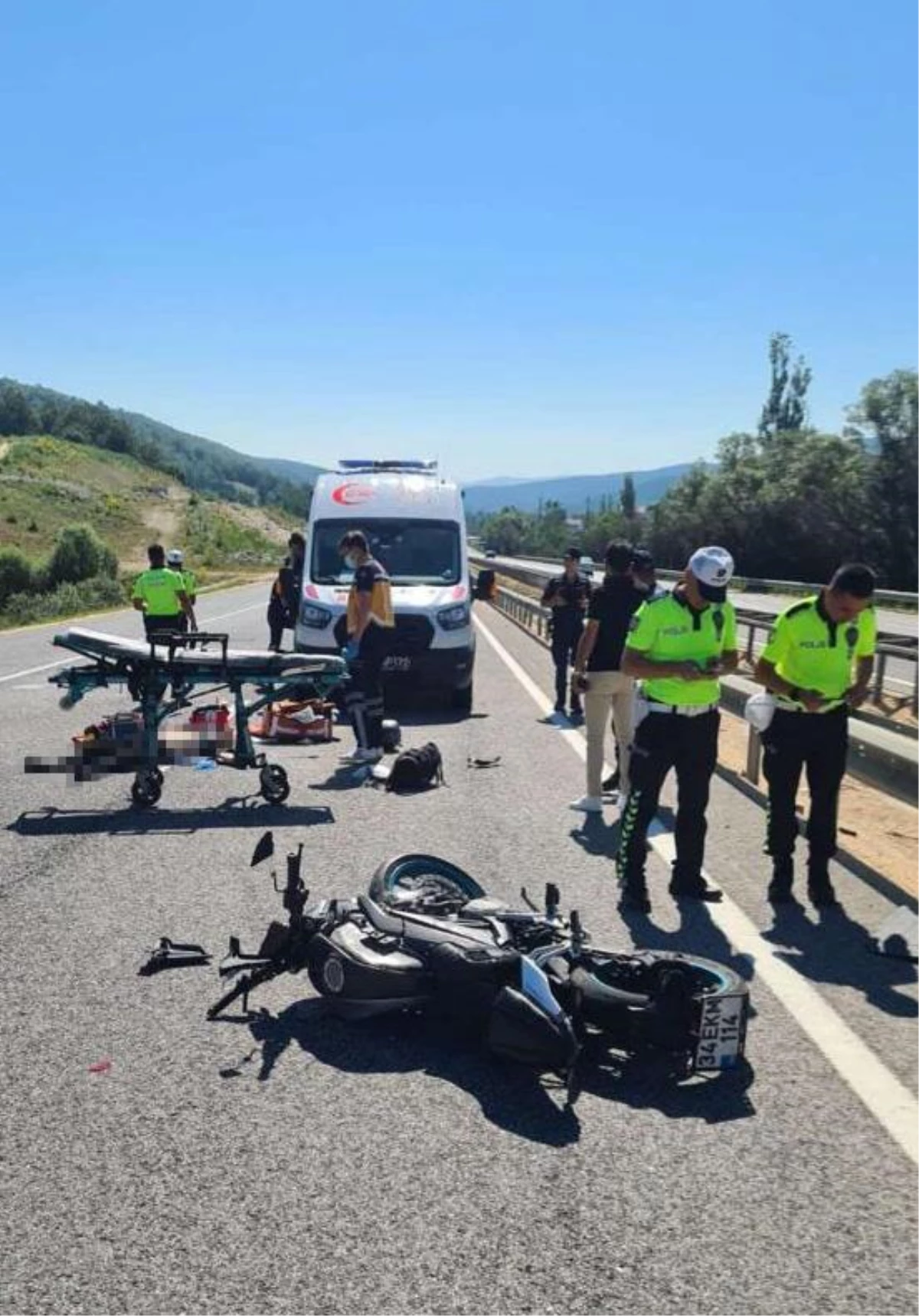 Bilecik\'te tıra çarpan motosikletin sürücüsü öldü