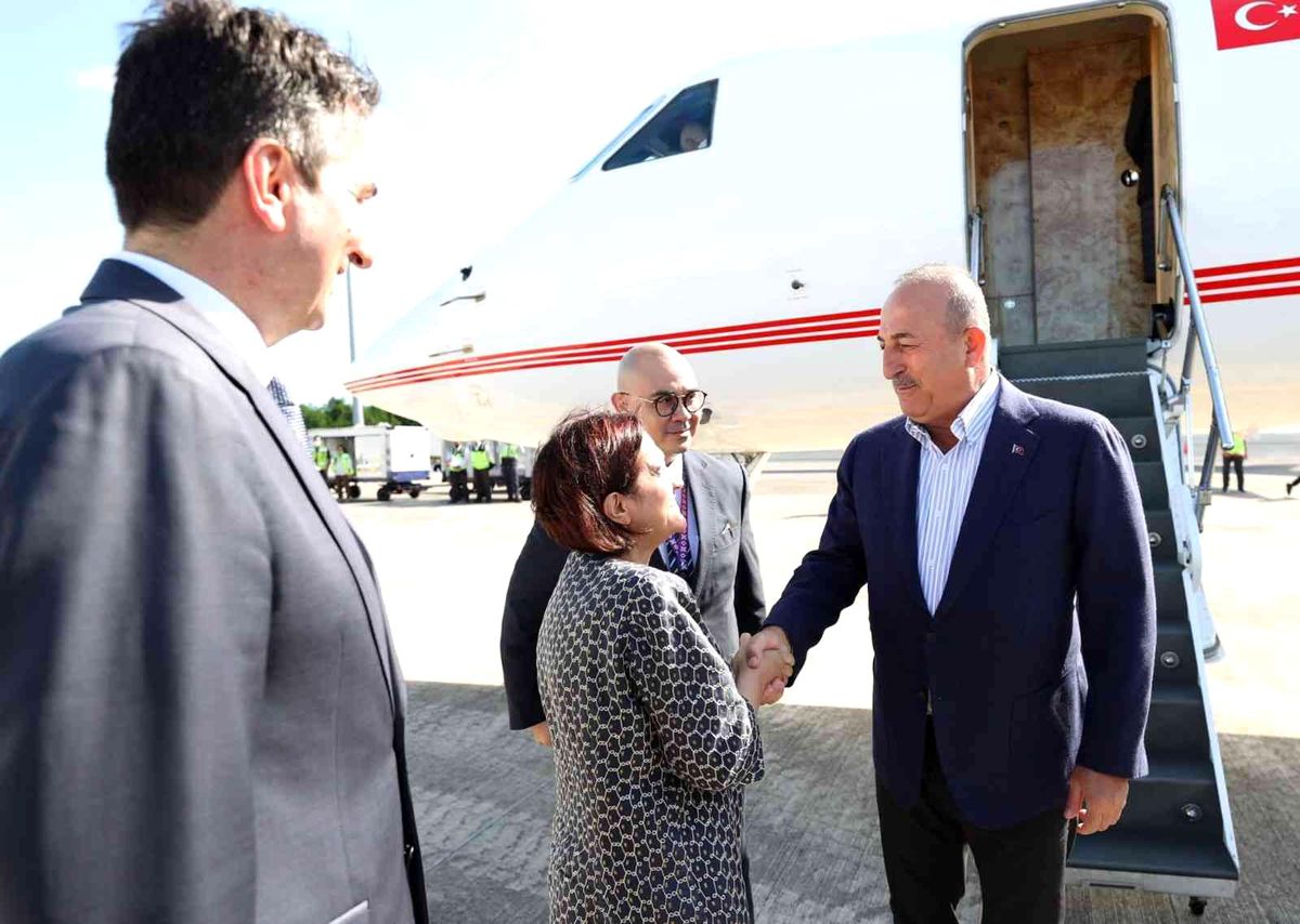 Dışişleri Bakanı Çavuşoğlu Endonezya\'da