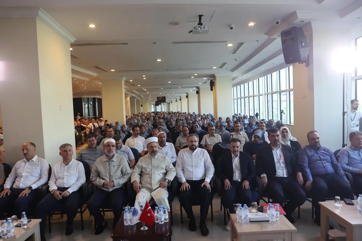 Diyanet İşleri Başkanı Erbaş, Arafat Bilgilendirme Toplantısı\'nda konuştu