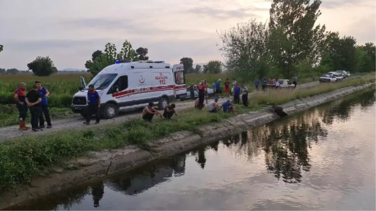 ELİNİ YIKAMAK İSTERKEN SULAMA KANALINA DÜŞEREK BOĞULDU