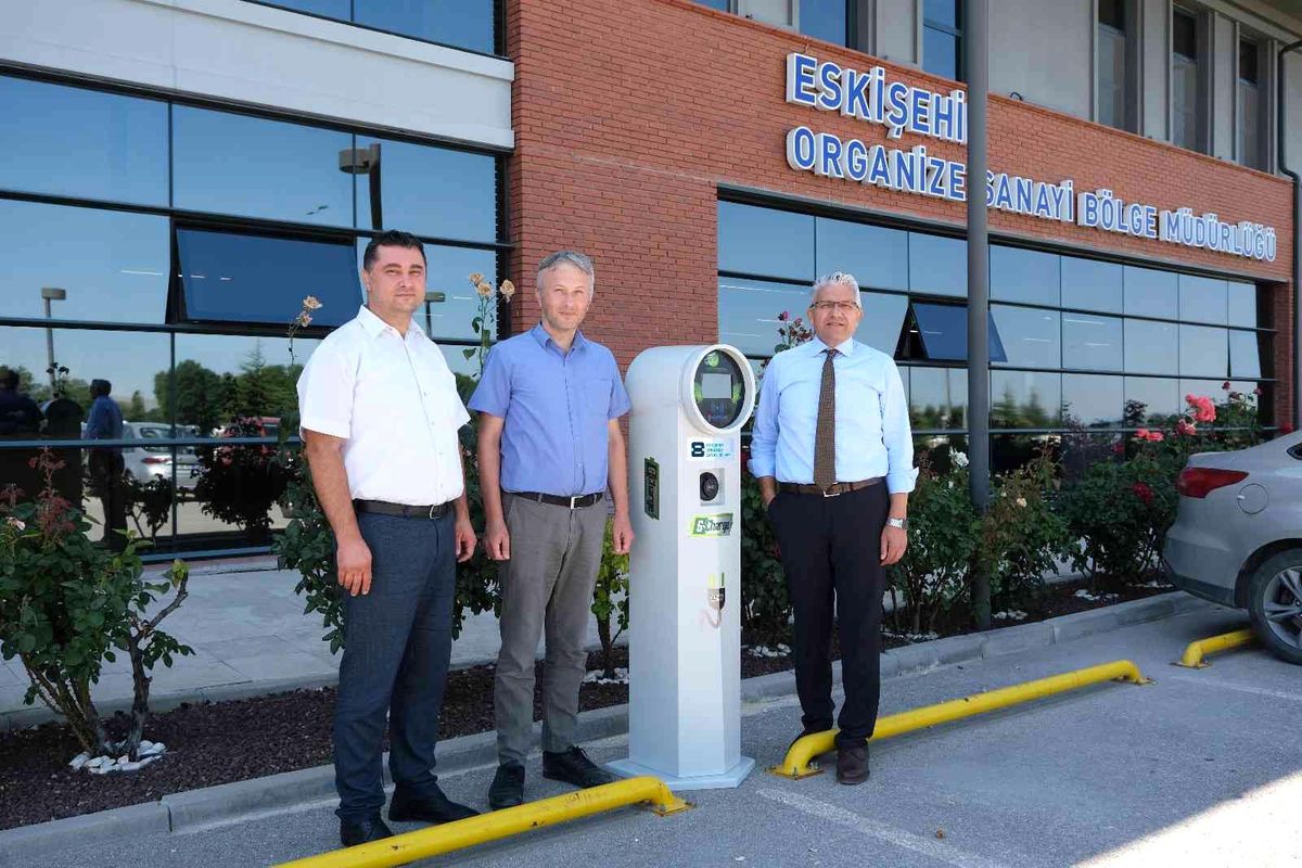 Eskişehir OSB elektrikli araçlar için şarj istasyonları kuruyor