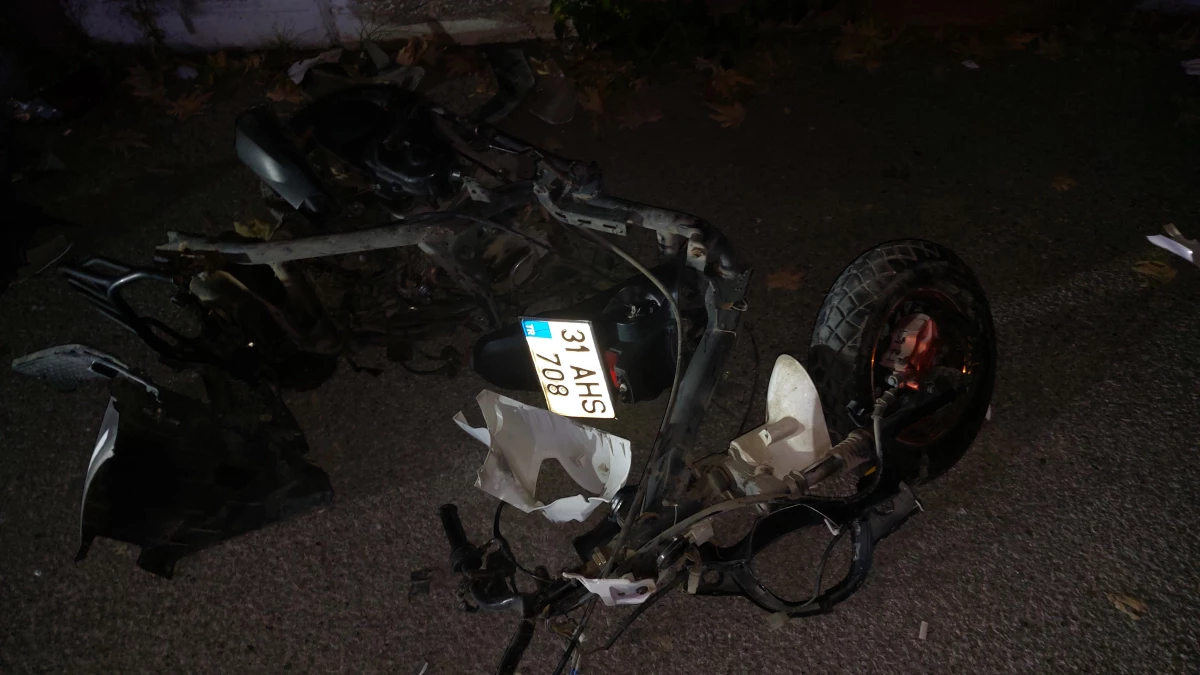 Son dakika: Hatay\'da otomobille çarpışan motosikletin sürücüsü kaldırıldığı hastanede öldü