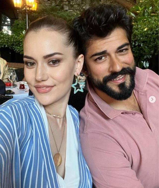 İkinci kez hamile olan Fahriye Evcen'in belirginleşen karnı görüldü