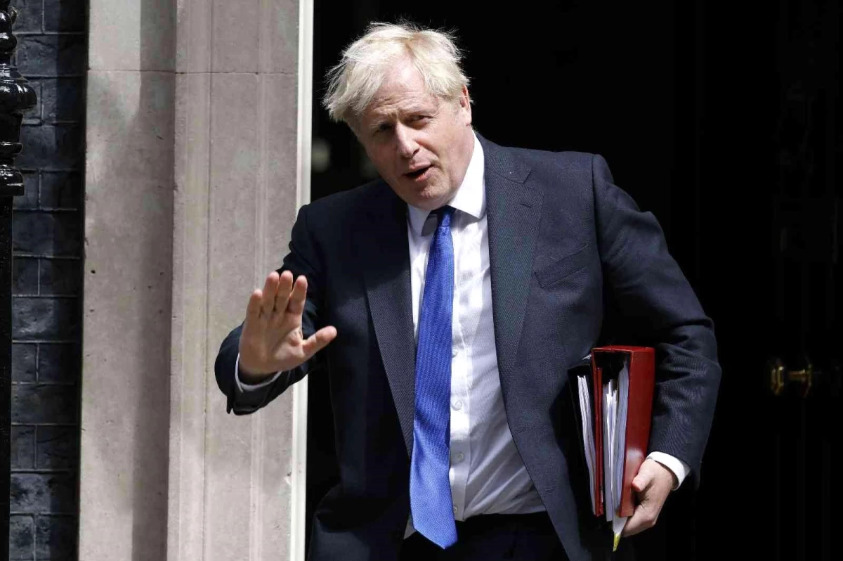 İngiltere Başbakanı Johnson: "Bir Başbakan zor koşullarda görevine devam etmelidir"