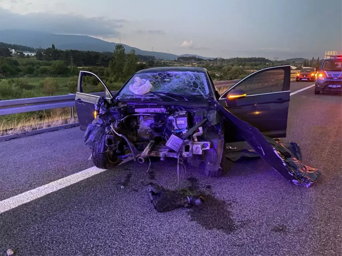 Son dakika... Manisa\'da iki otomobilin çarpıştığı kazada 2 kardeş öldü