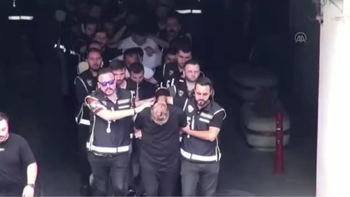 Organize suç örgütüne yönelik operasyonda yakalanan 31 şüpheli adliyeye sevk edildi