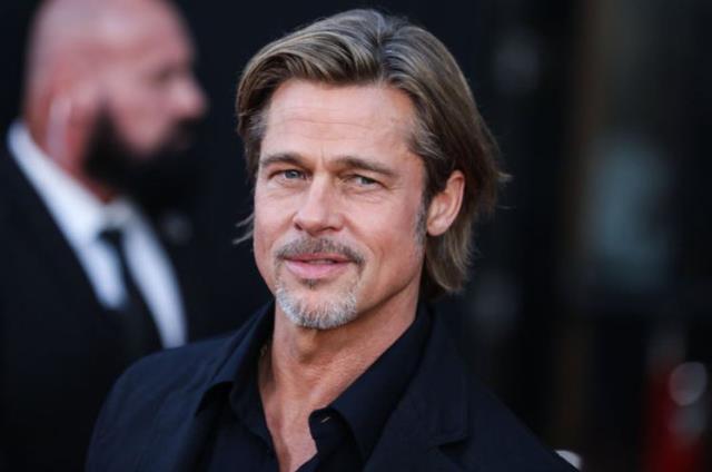 Oscar ödüllü oyuncu Brad Pitt, yüz körlüğü hastalığıyla mücadele ettiğini duyurdu