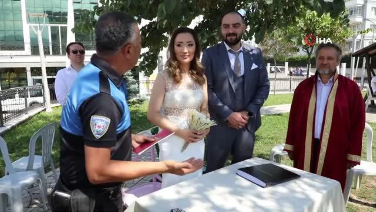 Son dakika haber | Polisten düğünlerde "Mutluluğa Kurşun Sıkma, Geleceği Karartma" bilgilendirmesi