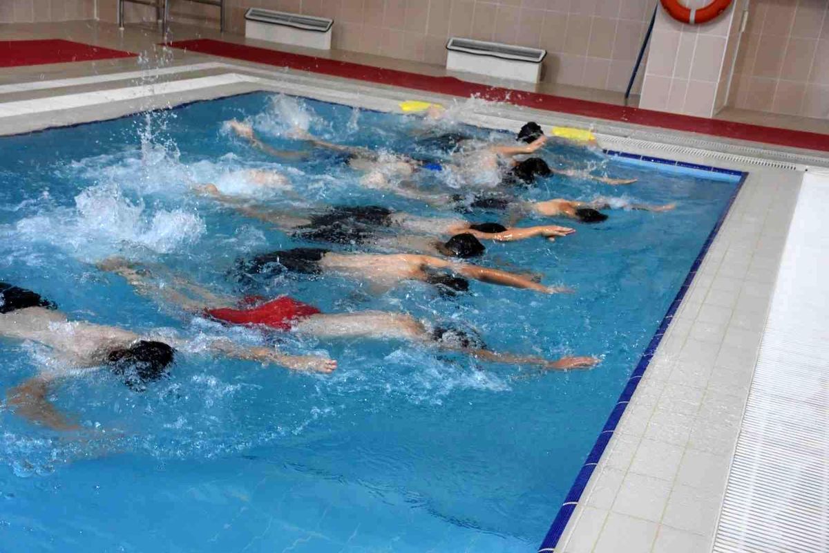 Afyonkarahisar\'da GSB Spor okulları eğitimleri devam ediyor