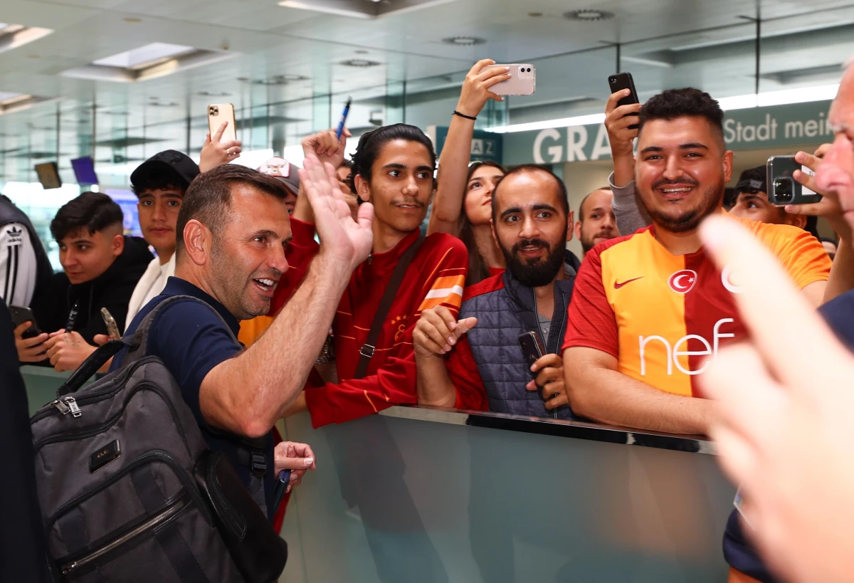 Galatasaray Futbol Takımı, Avusturya\'ya geldi