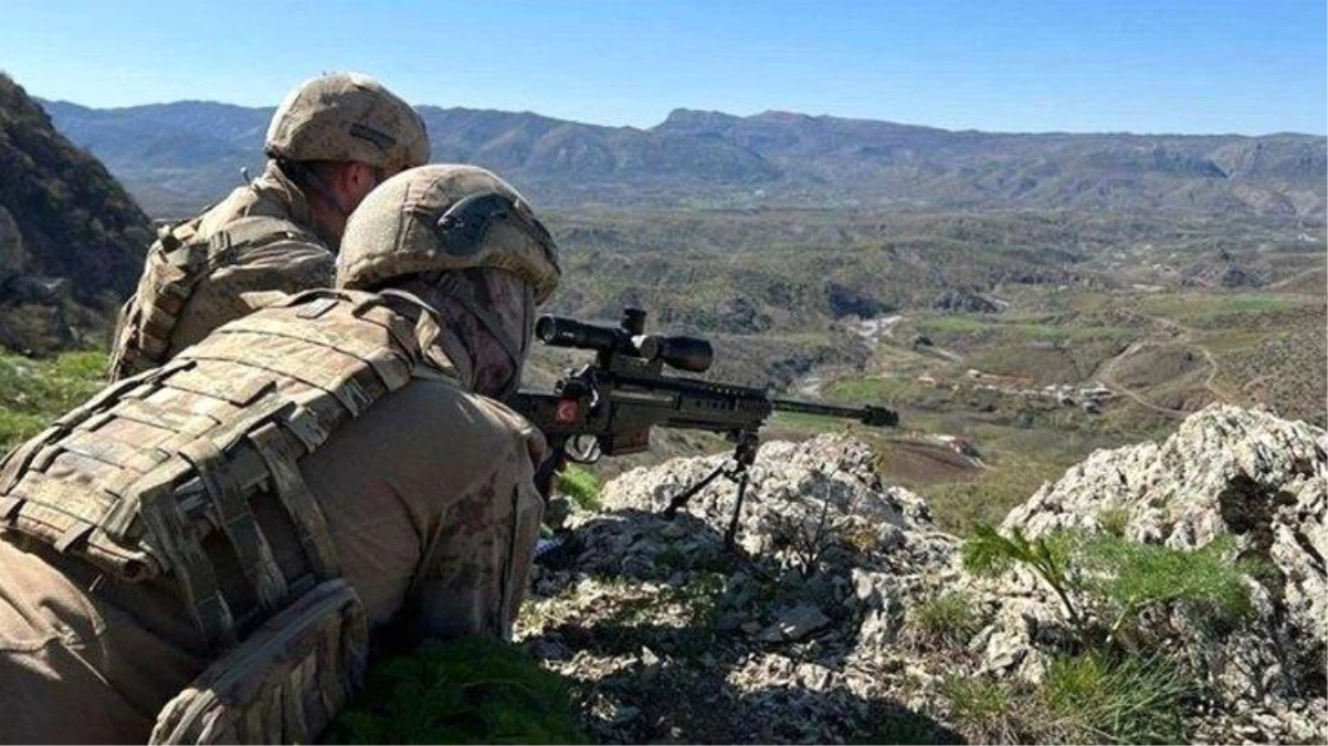 Pençe Kilit Harekat bölgesinde yürek yakan haber: 1 askerimiz şehit oldu, 3 personelimiz de yaralandı