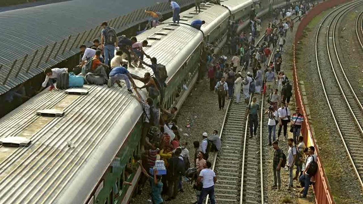 Bangladeş\'te Kurban Bayramı Öncesi Seyahat Telaşı