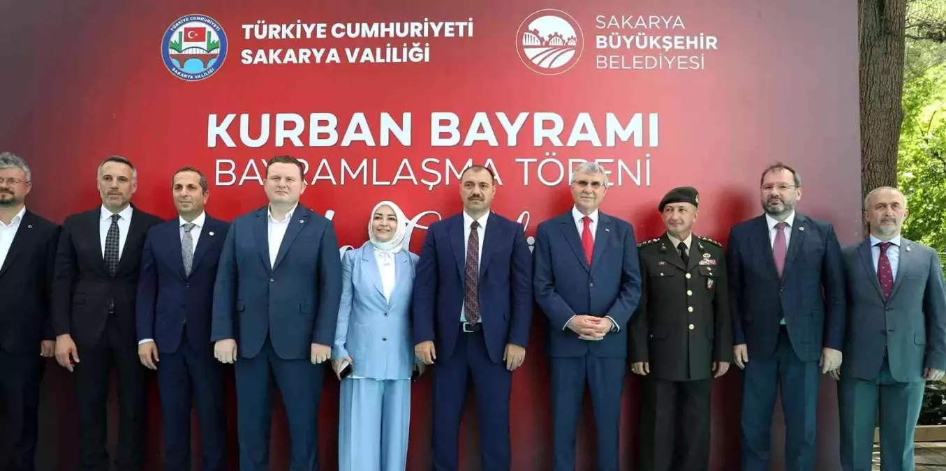 Bayramlaşma geleneği bu yıl da değişmedi