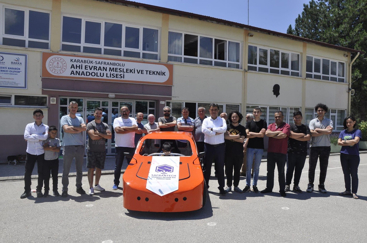 Karabük\'te lise öğrencilerinin tasarladığı elektrikli araç TEKNOFEST\'te yarışacak