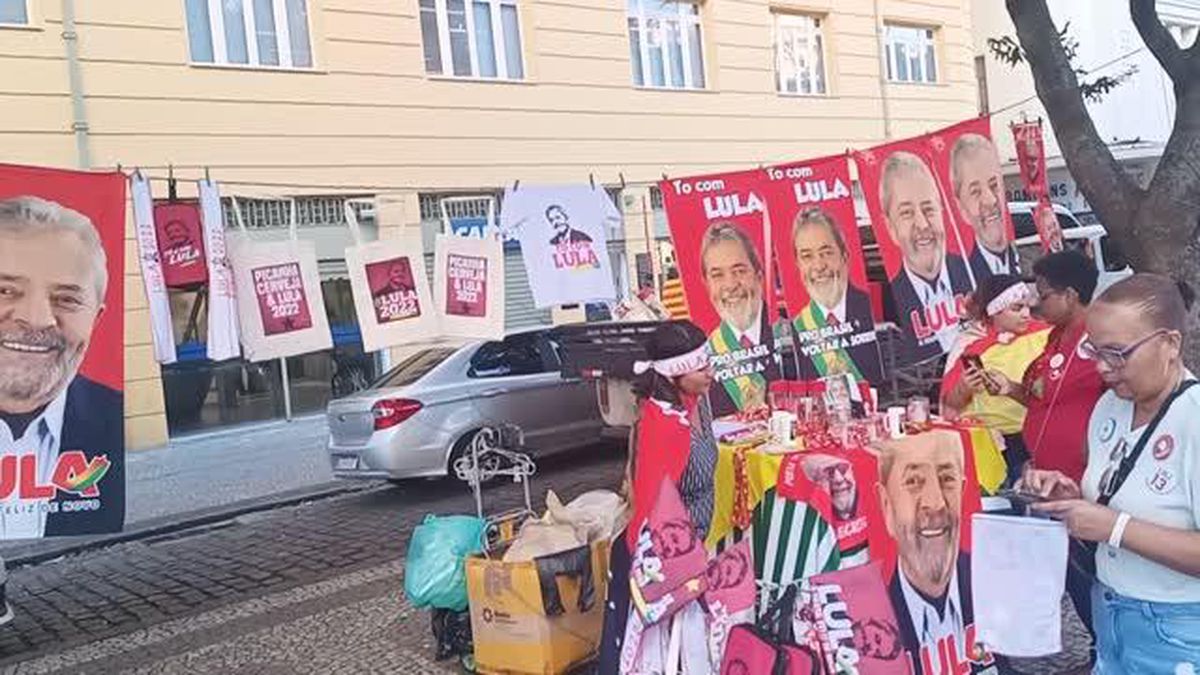 RİO DE JANEİRO - Eski devlet başkanı Lula da Silva, Rio de Janeiro'da halka seslendi