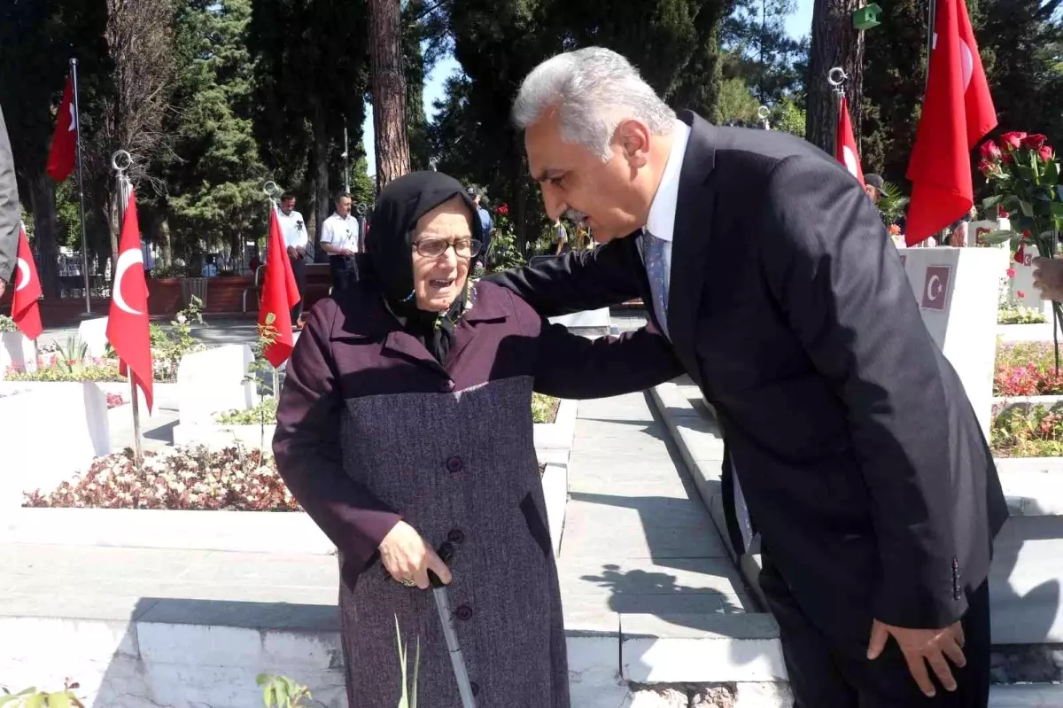 Son dakika haber | Şehit annesi: "Allah, güvenlik güçlerimizin ayaklarına taş değdirmesin"