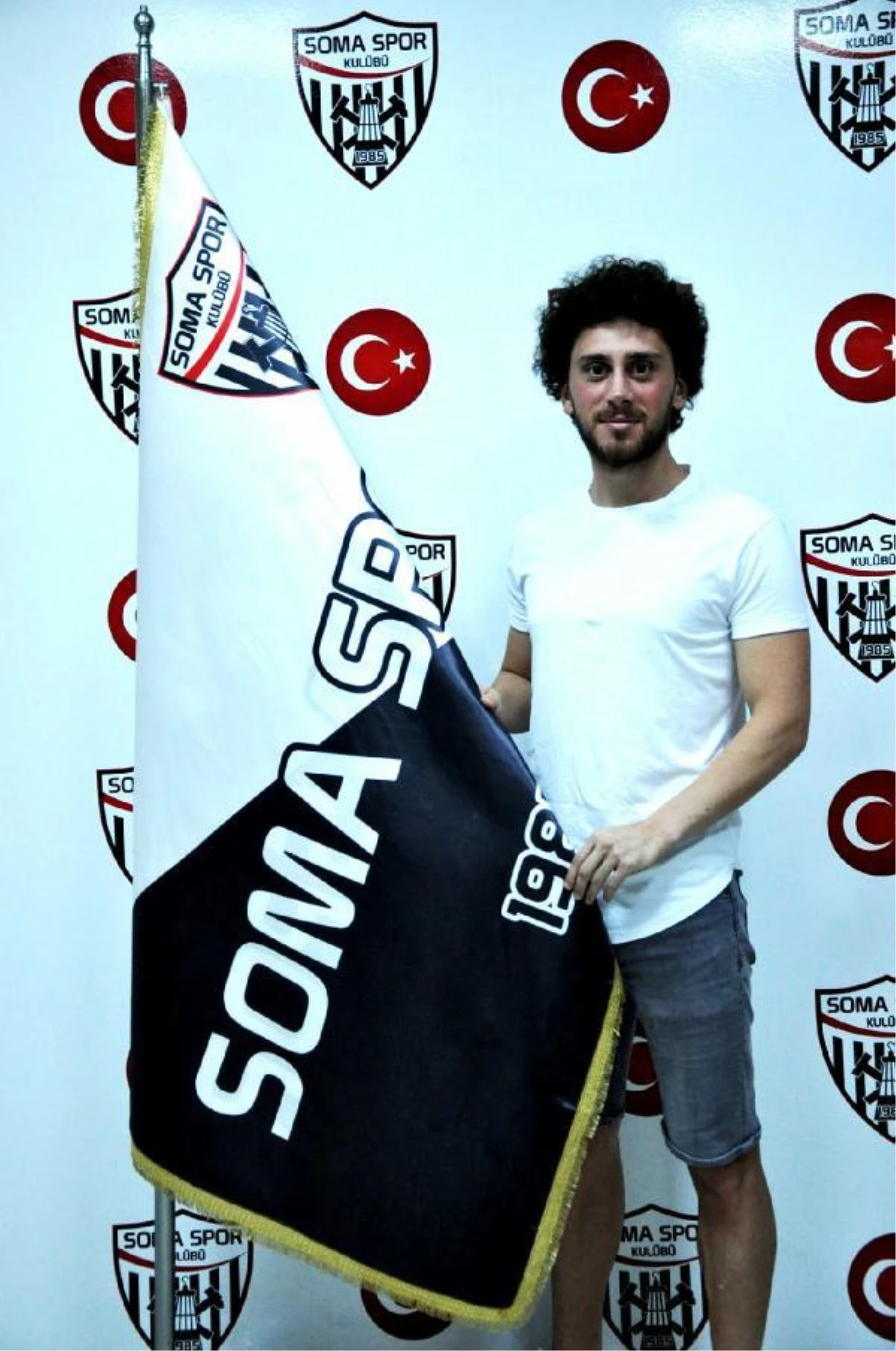 Somaspor\'da Yavuzhan Keleşoğlu imzaladı