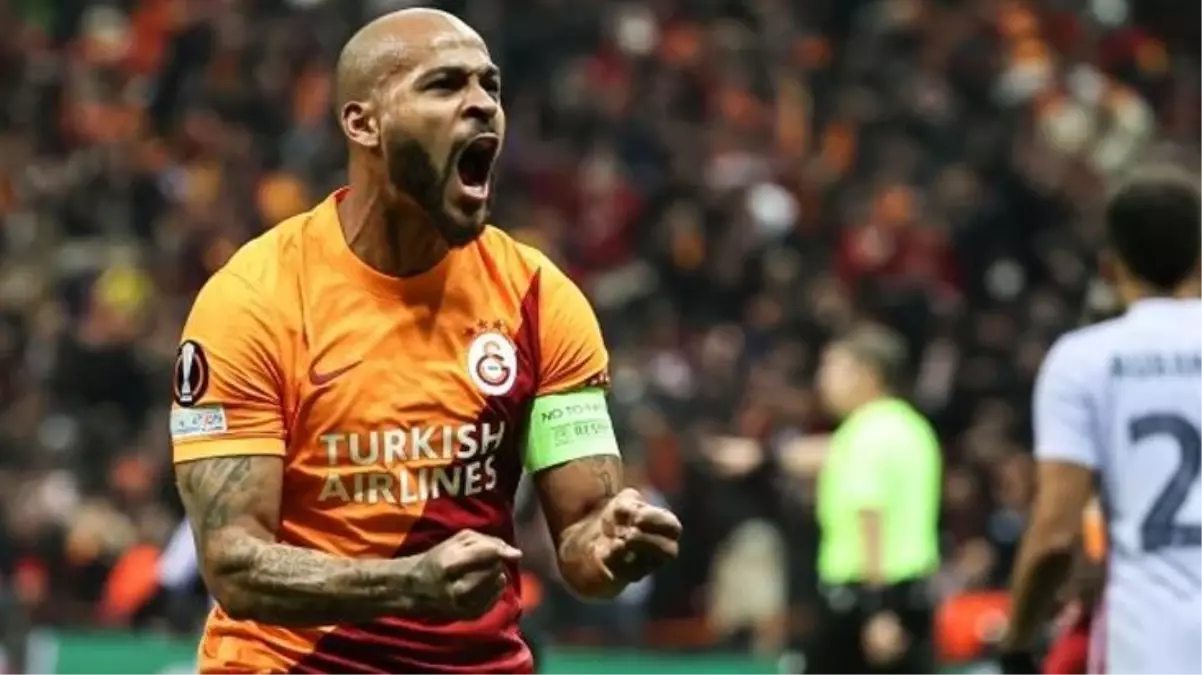 Galatasaray, KAP\'a bildirdi! Marcao için Sevilla ile görüşmeler başladı