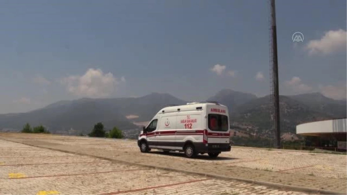 Alanya\'da ambulans helikopter prematüre bebek için havalandı