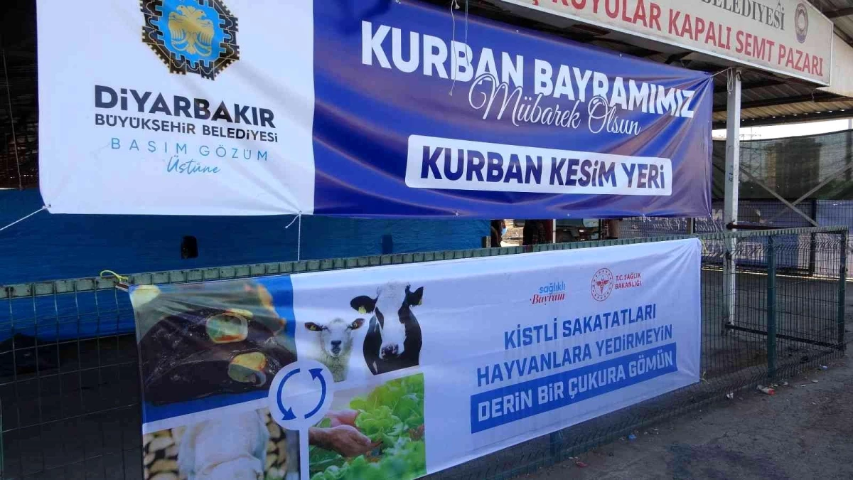 Diyarbakır\'da vatandaşlar kurbanlıklarını profesyonel kasaplara emanet etti