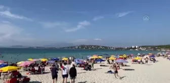 Turizm merkezi Çeşme'de bayram yoğunluğu yaşanıyor
