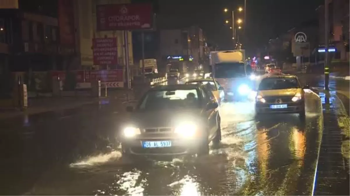 Başkentte gök gürültülü sağanak etkili oldu