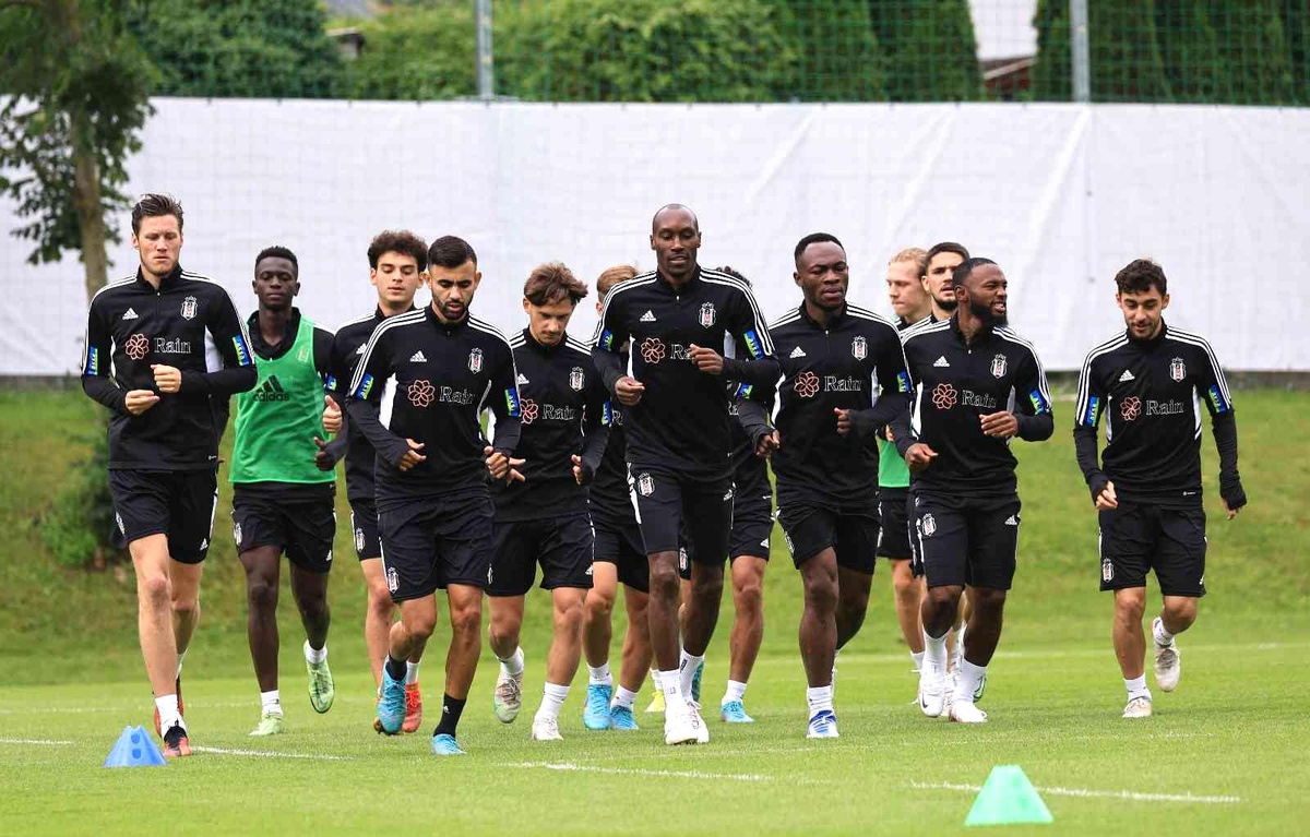 Beşiktaş, yeni sezon hazırlıklarına devam ediyor