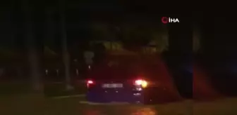 Dereye dönen yolda araçlar mahsur kaldı, sürücüler zor anlar yaşadı