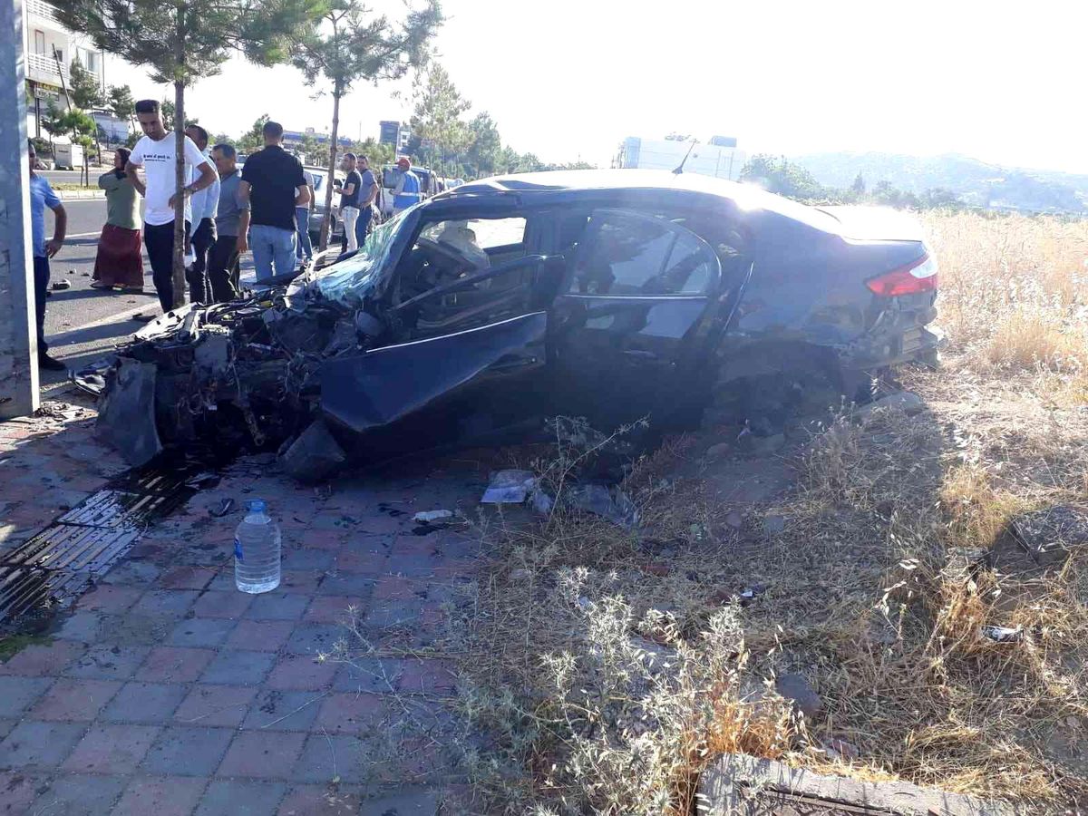 Son dakika... Diyarbakır\'da trafik kazası: 4 yaralı