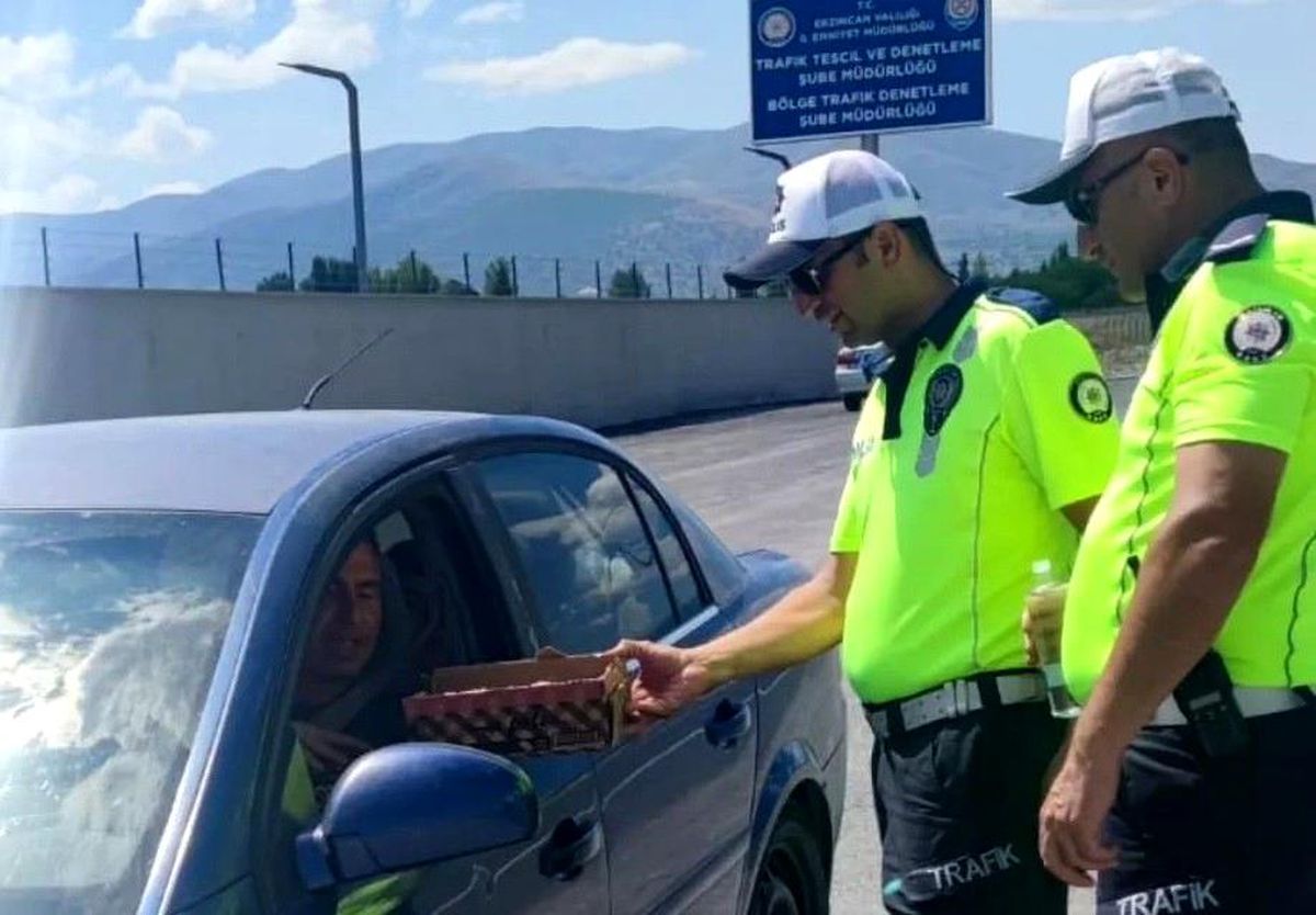 Erzincan emniyetinden bayram denetimi