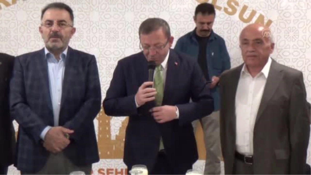 Yozgat Valisi Polat, bayramlaşma programına katıldı
