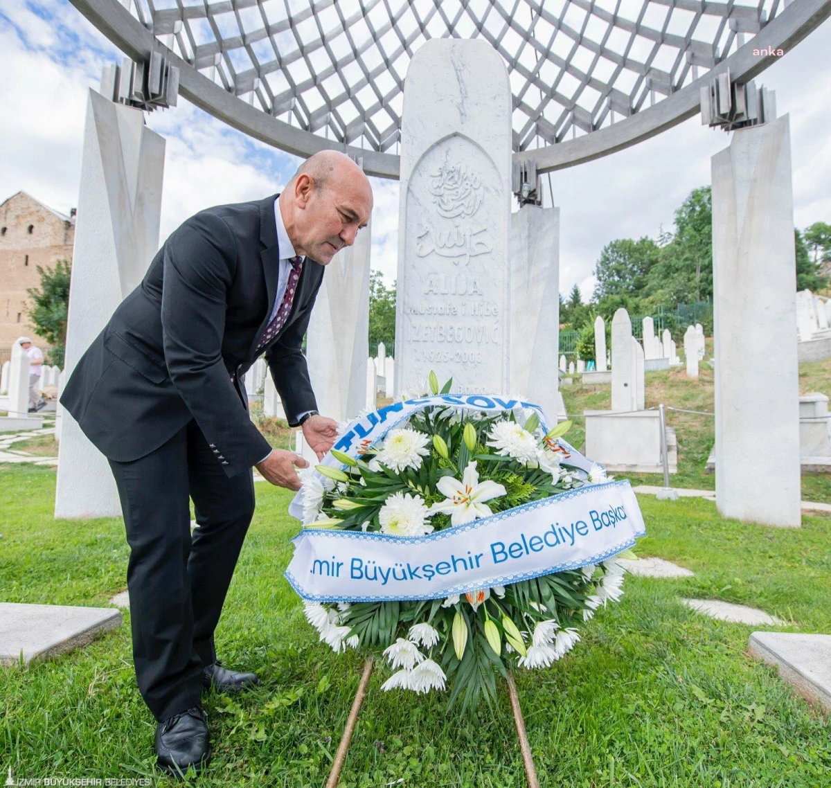 Başkan Tunç Soyer, Bilge Kral\'ın Mezarını Ziyaret Etti
