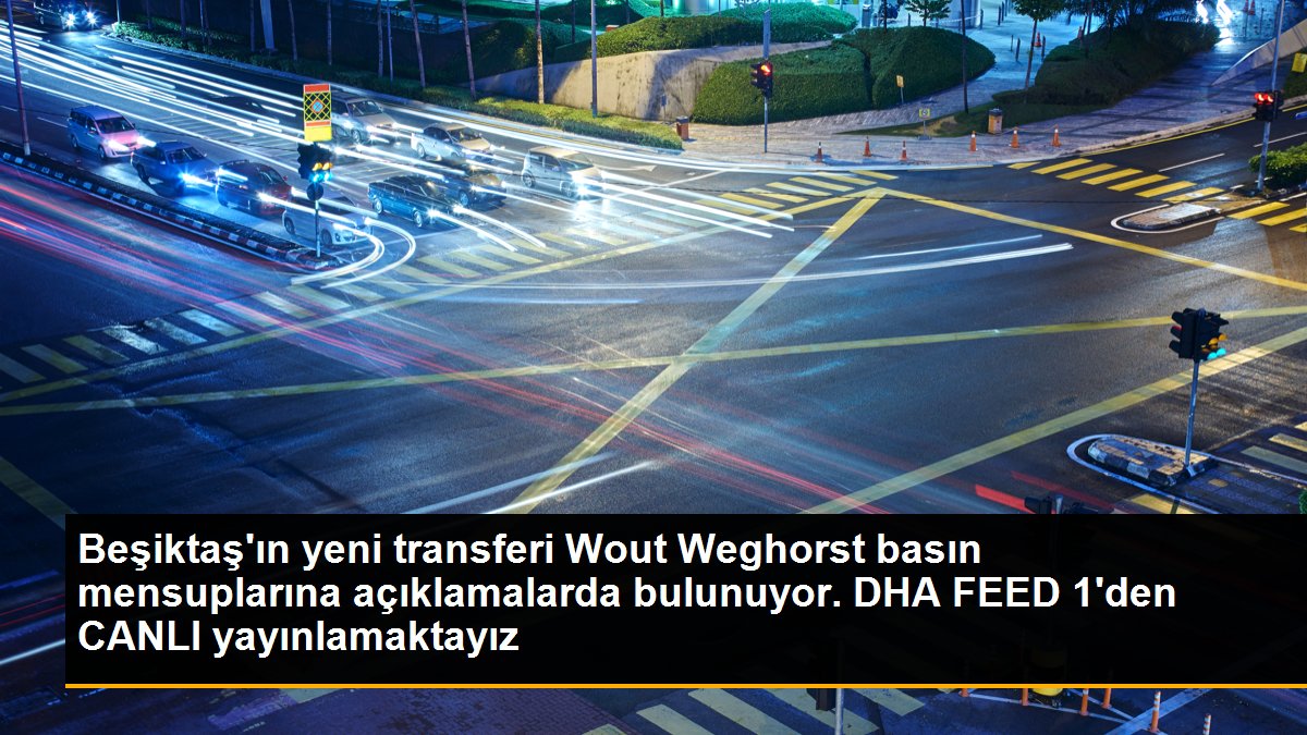 Son dakika haberleri: Beşiktaş\'ın yeni transferi Wout Weghorst basın mensuplarına açıklamalarda bulunuyor. DHA FEED 1\'den CANLI yayınlamaktayız