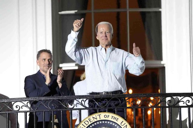 ABD bu skandalı konuşuyor! Biden'a oğluna ait olduğu iddia edilen görüntüler sızdırıldı ABD bu skandalı konuşuyor! Biden'a oğluna ait olduğu iddia edilen görüntüler sızdırıldı