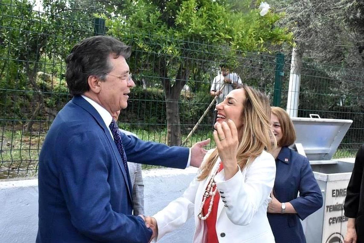 CHP'li Aylin Nazlıaka çok sıcak karşılandı