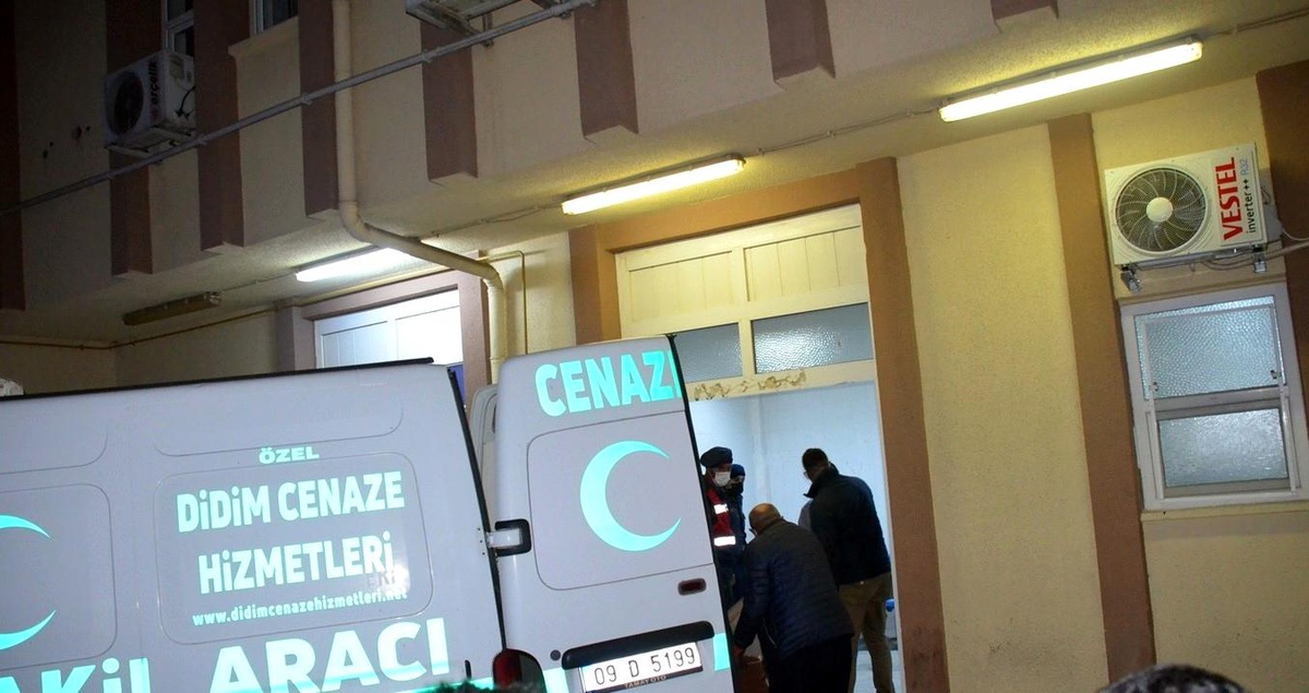 Didim\'de aniden fenalaşan 13 yaşındaki Aleyna hayatını kaybetti