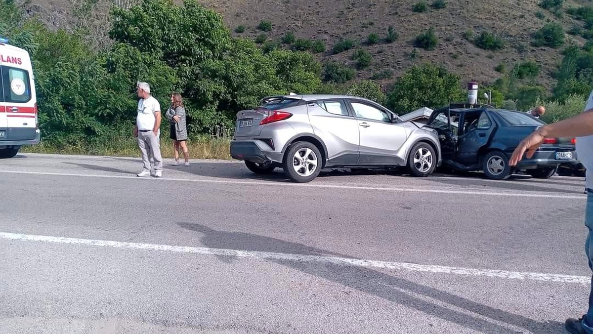 Son dakika haberi: Gümüşhane\'de bayram ziyareti dönüşü kaza: 3 yaralı