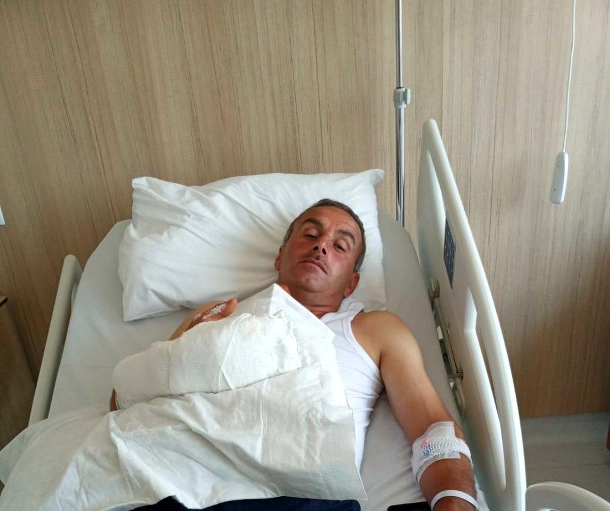 Kaçan kurbanlığı yakalamaya çalıştı, parmağı koptu