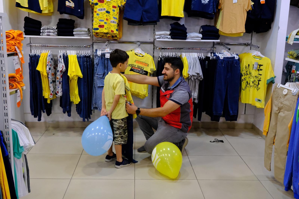 Sadakataşı\'ndan kurban eti dağıtımı