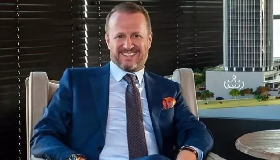 Sürat tekne kayalıklara çarptı, ünlü iş insanı ve eşi hayatını kaybetti Sürat tekne kayalıklara çarptı, ünlü iş insanı ve eşi hayatını kaybetti