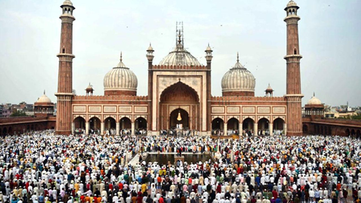 Yeni Delhi\'de Kurban Bayramı Namazı