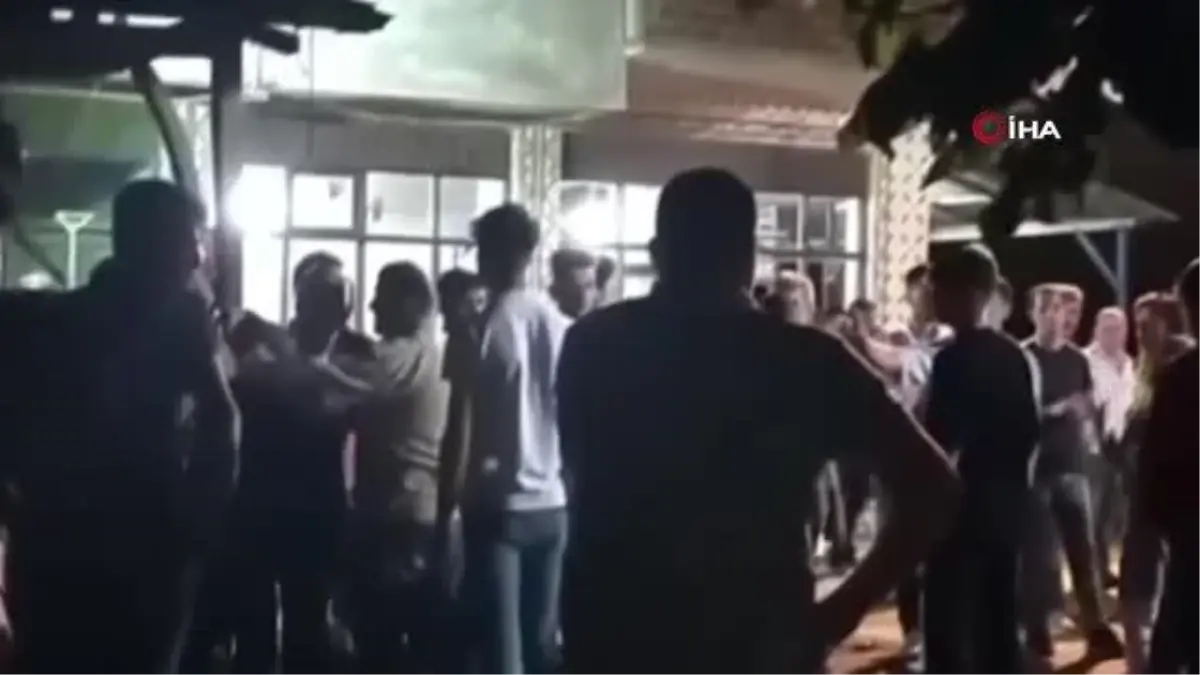 Asker eğlencesinde oyun oynarken 'ayağıma bastın' kavgası kamerada